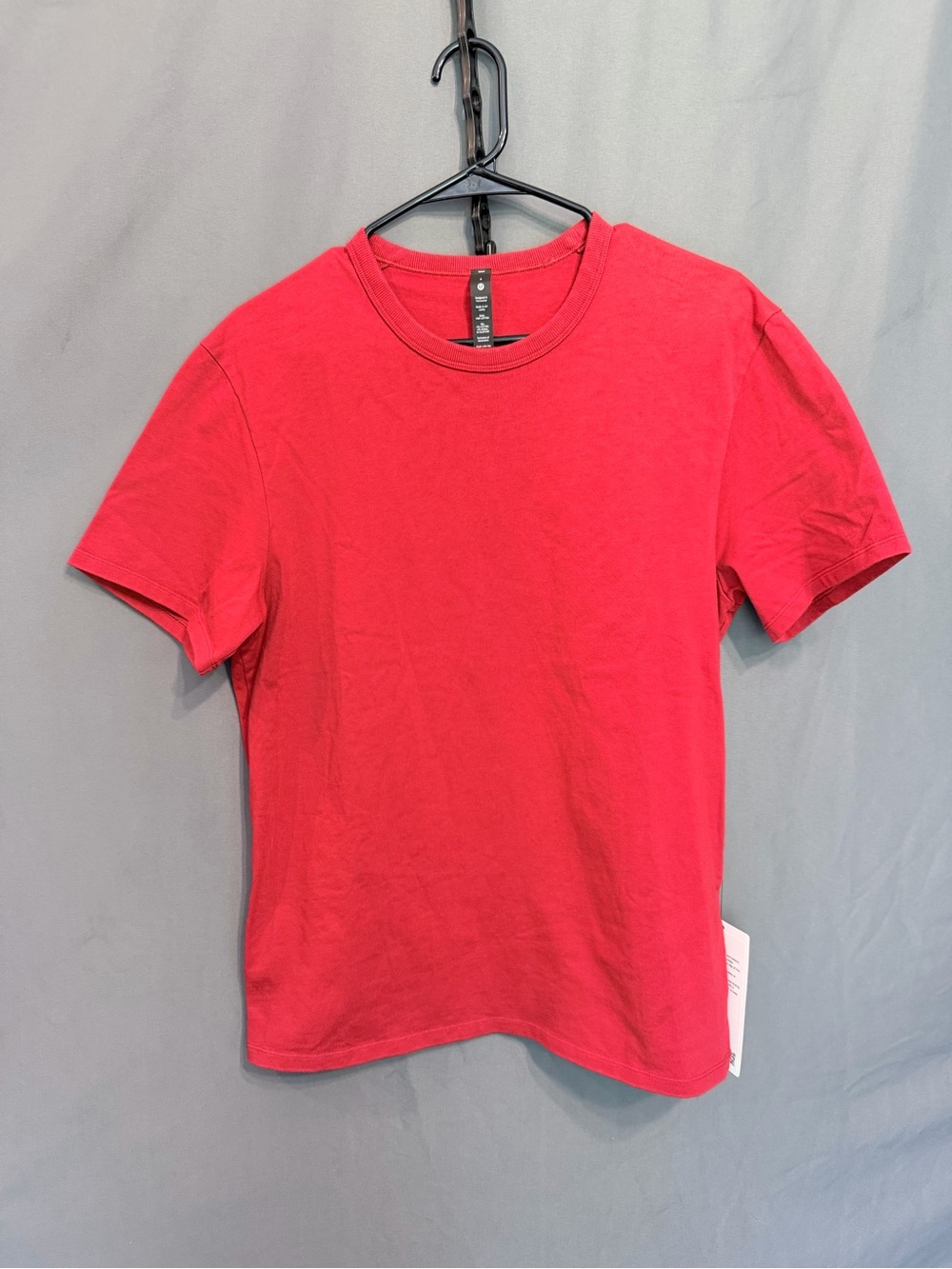 lululemon athletica Men's Red Crew Neck Tee